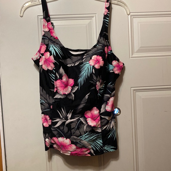 St. John's Bay Other - Black Floral Swim Top with Pink Hibiscus Print 12
